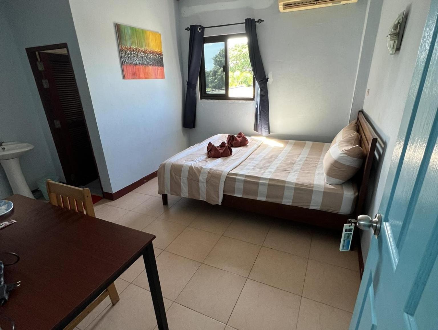 Guest House Blue Andaman เกาะลันตา ภายนอก รูปภาพ